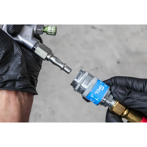 AC95_ACT_IN_USE_DFC1641653__88760