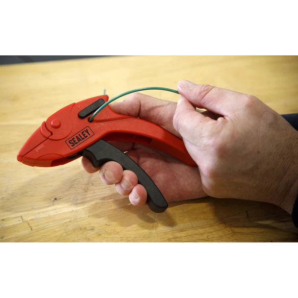 AK2269_ACT_WIRE_CUTTER_DFC1287585__56845