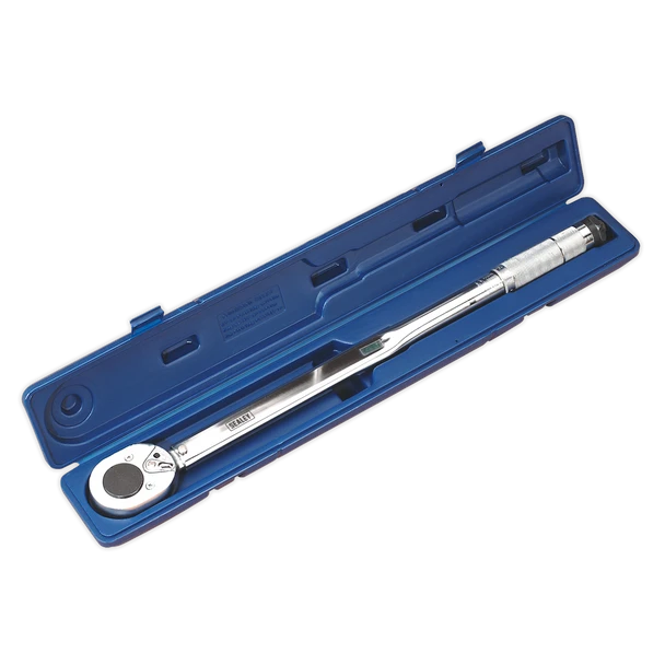 AK228_IN_CASE_DFC0110759__63158
