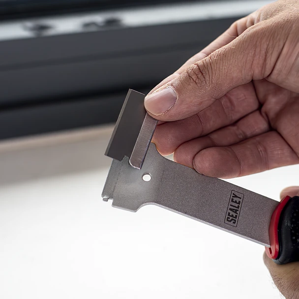 AK52504.V3_ACT_BLADE_CHANGE_DFC1941580__68870