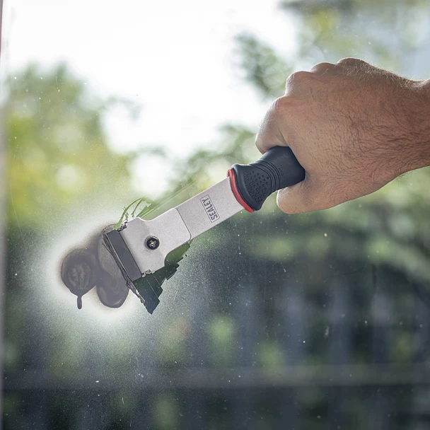 AK52504.V3_ACT_IN_USE_DFC1941578__36779