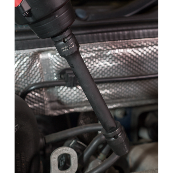 AK5514_ACT_IN_ENGINE_BAY__66054
