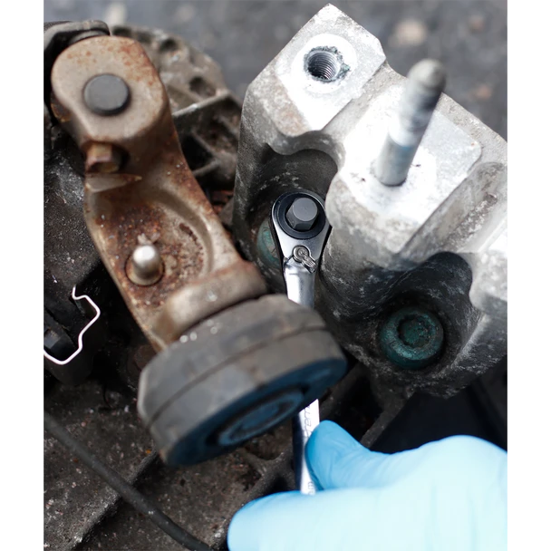 AK5532_ACT_IN_USE_DFC0109163__57800