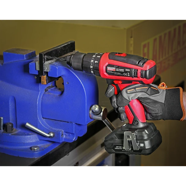AK5711DB_ACT_IN_USE_DFC1707597__56063