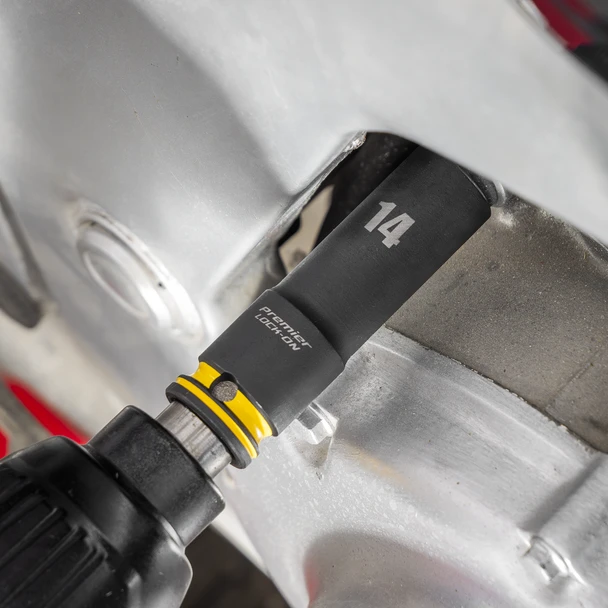 AK58170M_ACT_IN_USE_DFC1781292__65420