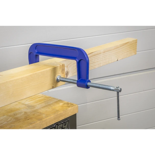 AK60064_ACT_IN_USE_PIC3_DFC1427728__29432