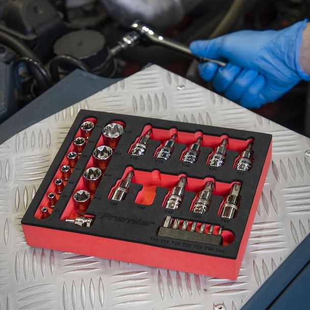 AK6193.V3_ACT_IN_USE_PIC2_DFC1364603__43693