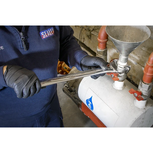 AK632450_ACT_IN_USE_PIC3_DFC1435146__99166