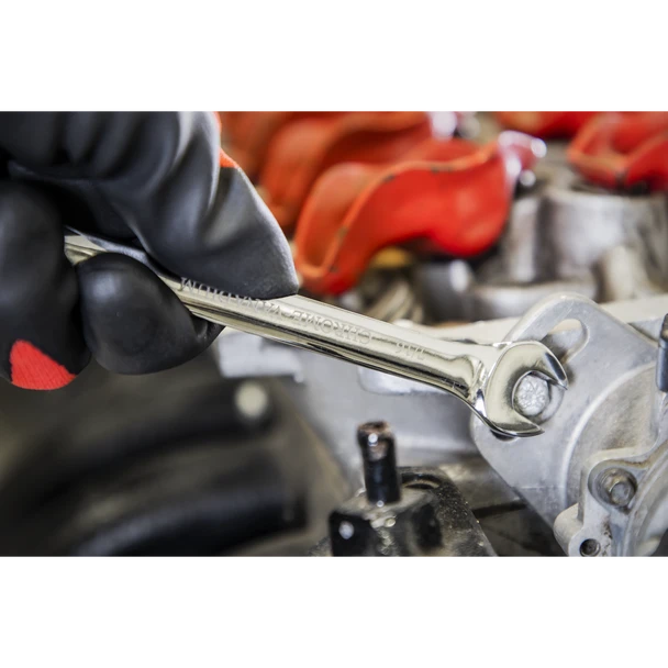 AK63266_ACT_IN_USE_PIC3_DFC1274334__29701