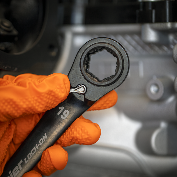 Sealey AK63923 ⏐ Black Series 4-in-1 Reversible Lock-On™ Ratchet Ring Spanner