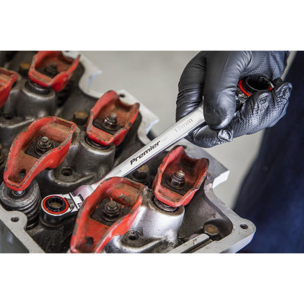 AK63947_ACT_IN_USE_PIC2_DFC1238704__39967