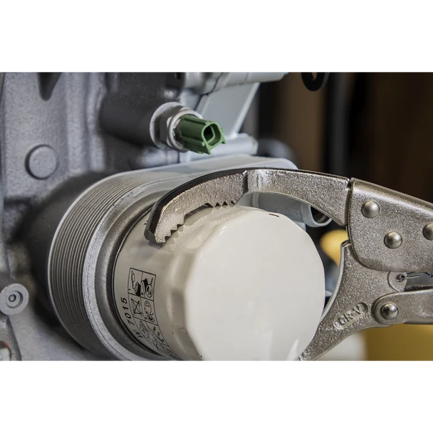 AK6423_ACT_JAWS_DFC1415226__22120