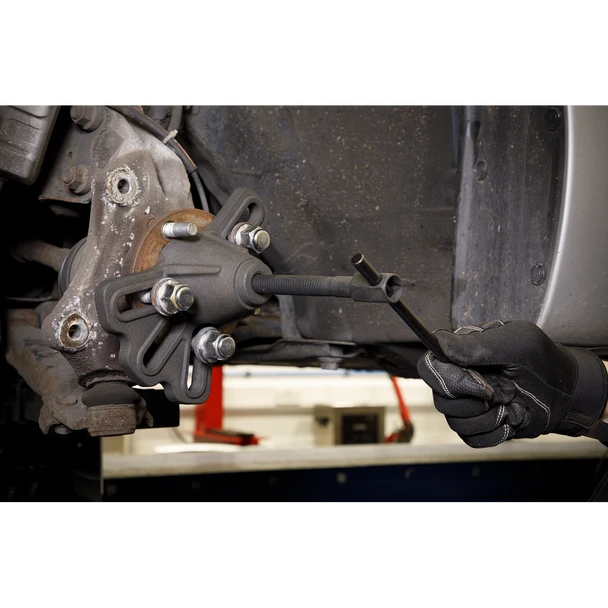 AK713.V2_ACT_IN_USE_DFC0831798__05531