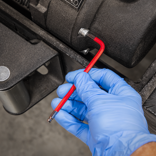 AK71640_ACT_IN_USE_PIC2_DFC1706936__51525