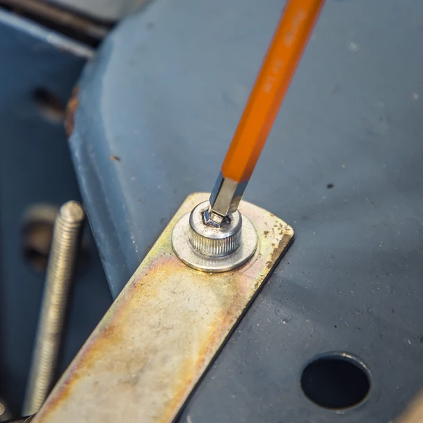 AK7175_ACT_IN_USE_CLOSE_PIC2_DFC1707008__36791