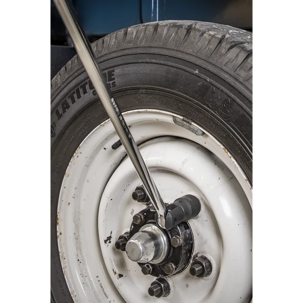 AK7307HV_ACT_IN_USE_CLOSE_PIC2_DFC1274450__55448