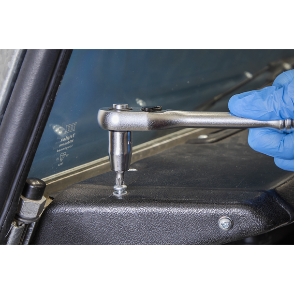 AK7931_ACT_IN_USE_PIC4_DFC1629936__68301