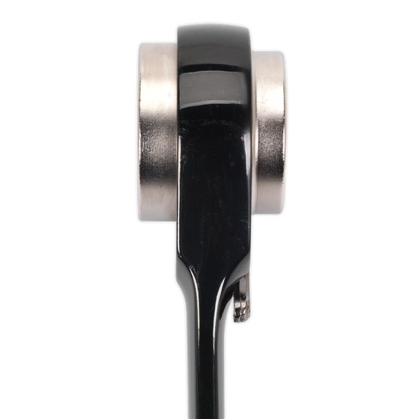 AK7979_HEAD_PROFILE_STRAIGHT__07147