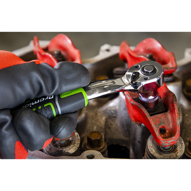 AK7980HV_ACT_IN_USE_DFC1274516__75742