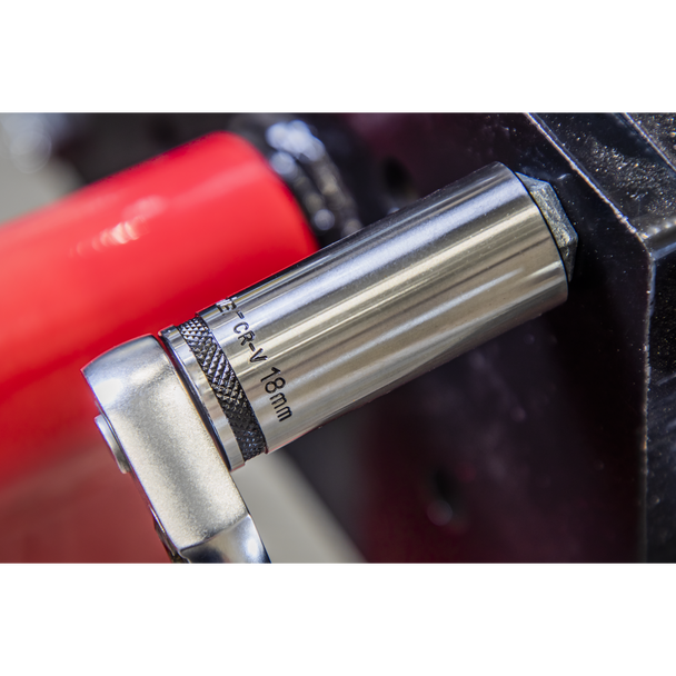 AK7993_ACT_IN_USE_PIC2_DFC1261249__12589