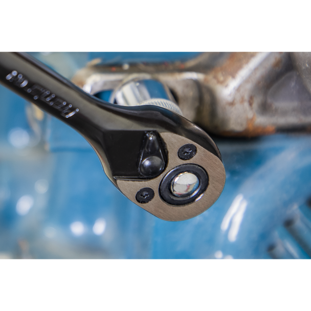 AK7997_ACT_IN_USE_PIC3_DFC1296979__89418