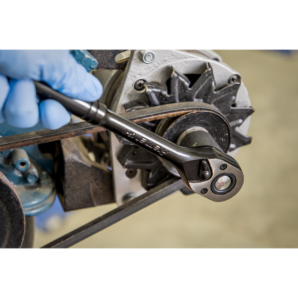 AK7999_ACT_IN_USE_PIC2_DFC1296998__98944