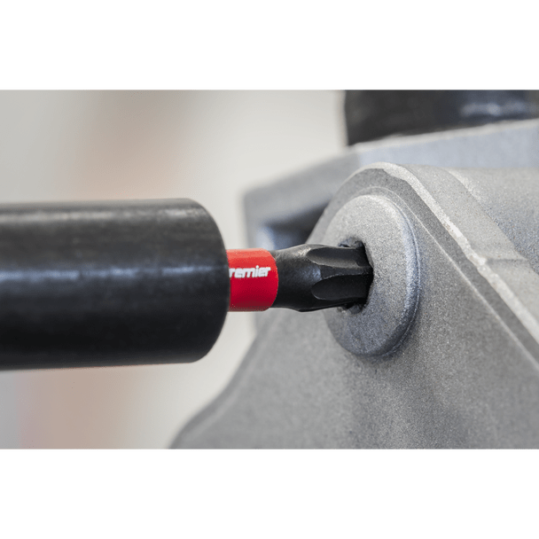 AK8217_ACT_IN_USE_DFC1440216__19352