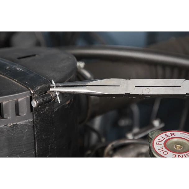 AK8591_ACT_IN_USE_CLOSE_PIC2_DFC1303850__40794 (1)