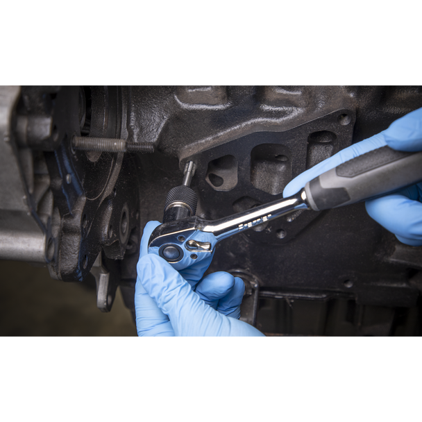 AK872_ACT_IN_USE_DFC0362161__26919