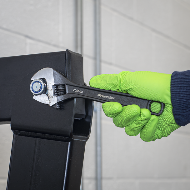 AK9561_ACT_IN_USE_DFC1967099__77932