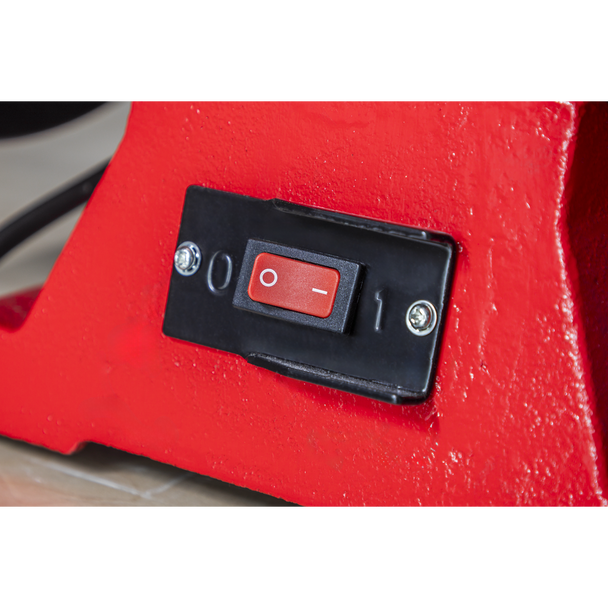 Sealey BG200/99 | Heavy-Duty 200mm Bench Grinder 600W/230V