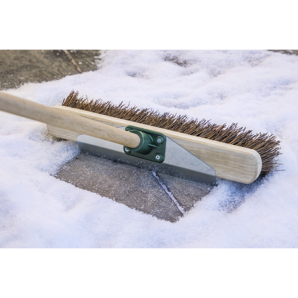 Sealey BM16SC | Heavy-Duty Stiff/Hard Bristle Broom with Scraper 16"(405mm)