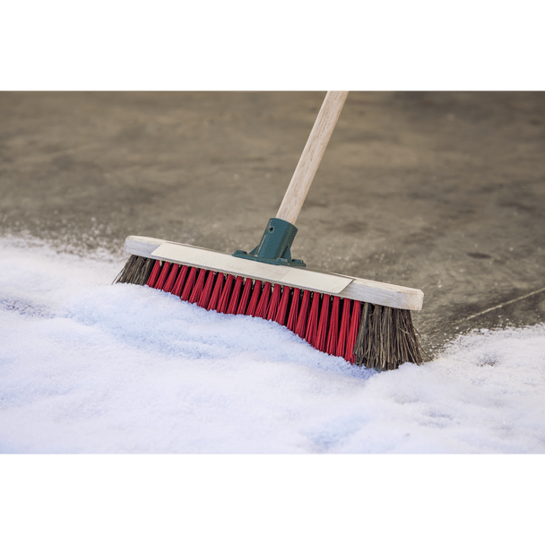 Sealey BM16SC | Heavy-Duty Stiff/Hard Bristle Broom with Scraper 16"(405mm)