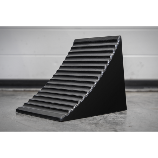 Sealey CWC01 │ Heavy-Duty Rubber Wheel Chock - Single