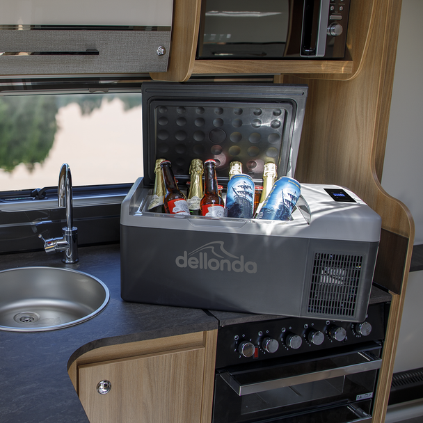 Sealey DL130 │ Dellonda Portable Fridge Freezer/Cool Box with LED Display & AC/DC 230V Adaptor 15L