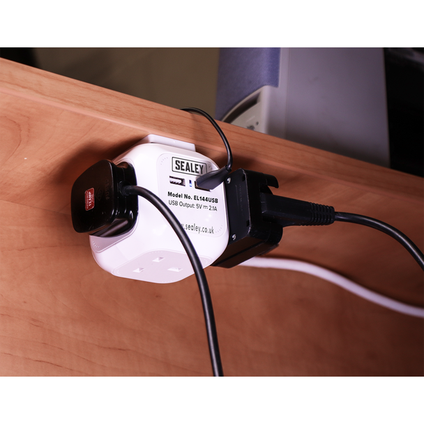 Sealey EL144USB  │ 1.4m Extension Cable Cube 4 x 230V & 2 x USB - White