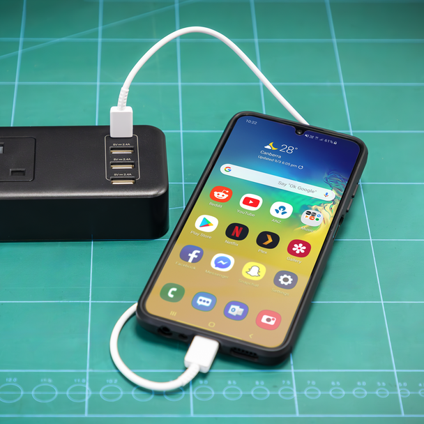 Sealey EL34USBB │2.6m Extension Lead with USB Ports - Black