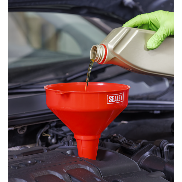 F2.V3_ACT_IN_USE_PIC2_DFC1932932__07551