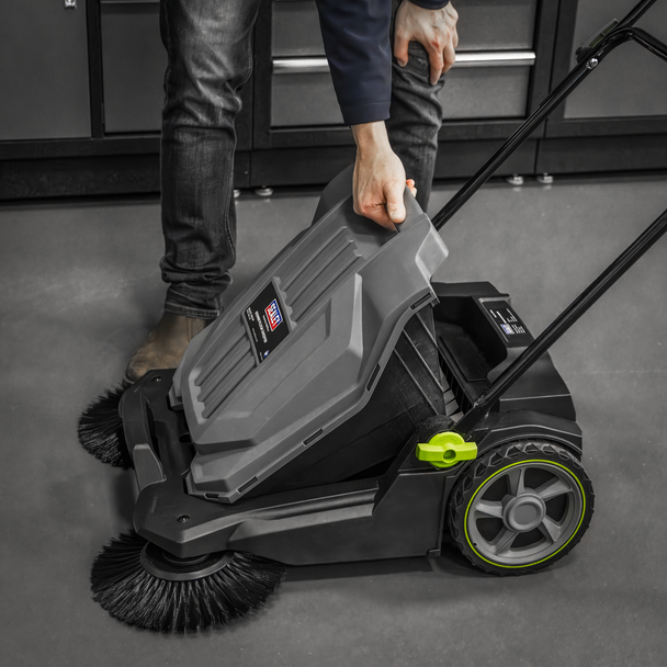 Sealey FSW70 │ Floor Sweeper 650mm