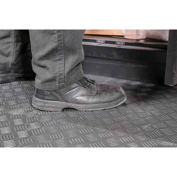 Sealey FT1S │ Vinyl Floor Tile with Peel & Stick Backing Silver Treadplate - Pack of 16