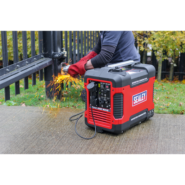 Sealey G2000I │ 2000W Inverter Generator 4-Stroke Engine 230V