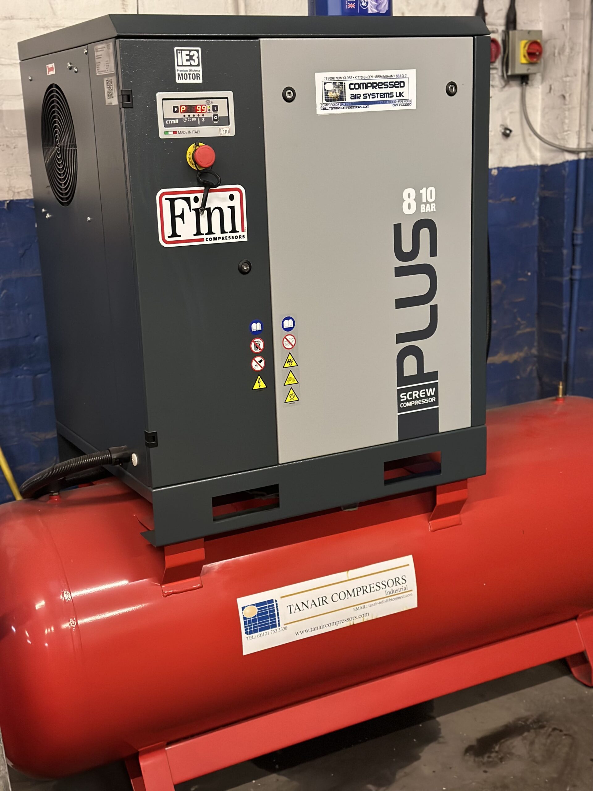 Air Compressor Hire Birmingham Long-Term vs. Short-Term Air Compressor Hire: What You Need to Know