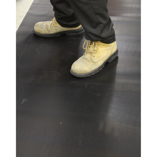 Sealey MCR10100 ⏐ Ribbed Workshop Matting 1000 x 10000mm - Pack of 1