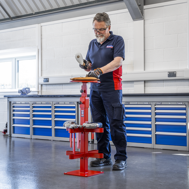 Sealey MW19 ⏐ Metal Shaping Station for holding T-Dollies & Sandbags