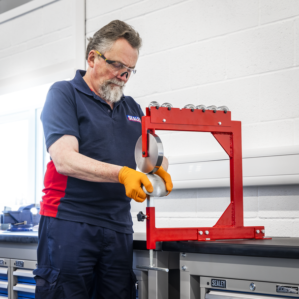 Sealey MW21 ⏐ Small English Wheel for Sheet Metal Shaping/Forming & Car Body Repair