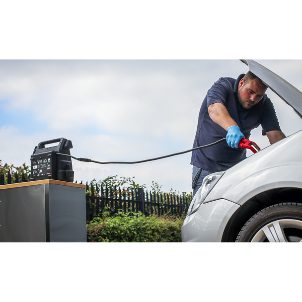 Sealey PBI4424GS ⏐ 12/24V RoadStart® Emergency Jump Starter 4600 Peak Amps