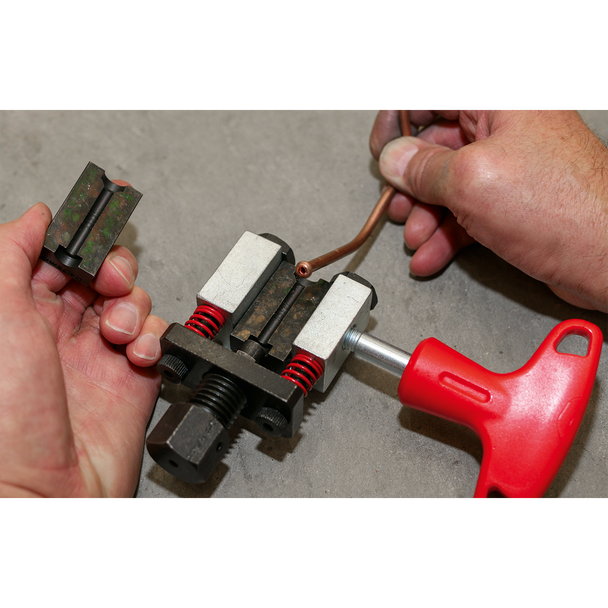 Sealey PFT08 ⏐ On-Vehicle Brake Pipe Flaring Tool