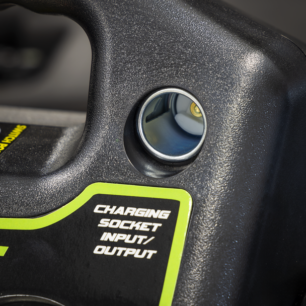 Sealey PRS5000 ⏐ 12/24V Premier RoadStart® Jump Starter 5000A