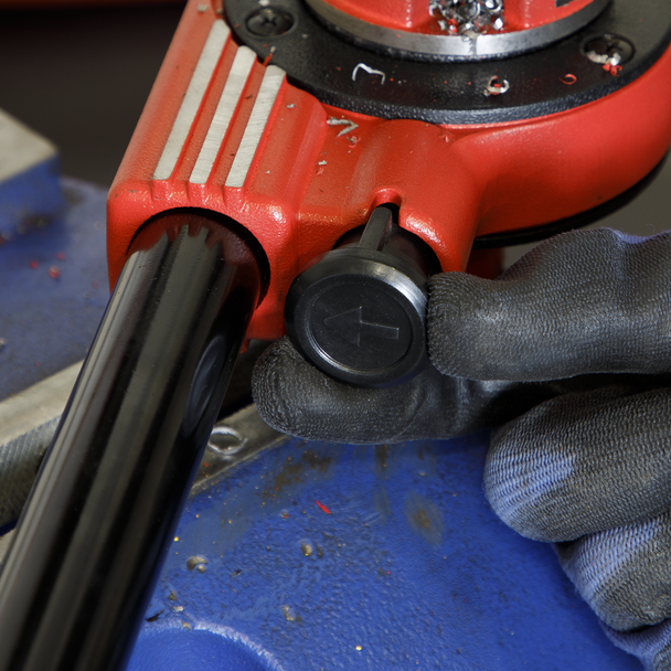 Sealey PTK991 ⏐ Pipe Threading Kit 1/2" - 1-1/4"BSPT