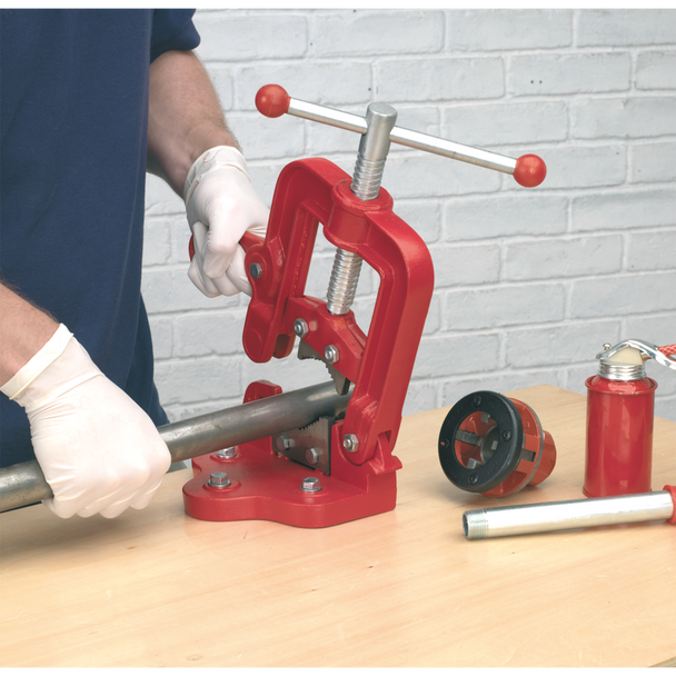 Sealey PV63B ⏐ Bench Mounting Pipe Vice 85mm